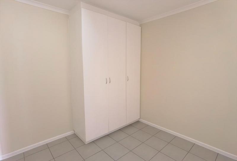 2 Bedroom Property for Sale in Kensington Western Cape